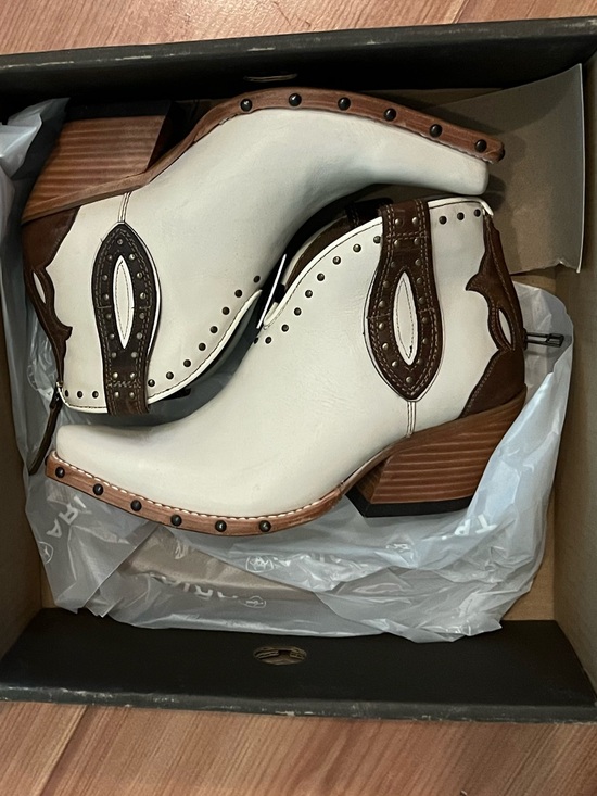 Ariat Shoes - Ariat White and Brown Western Ankle Boots
